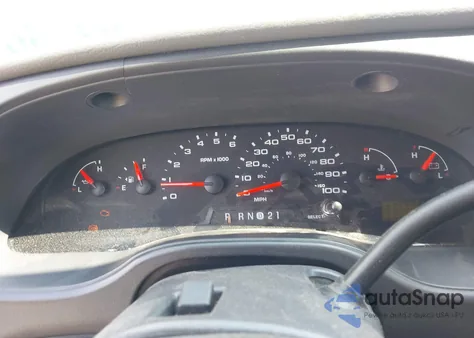 2006 Ford Econoline E350 Super Duty Van from USA, damaged, VIN 1FTSE34L26DB23445